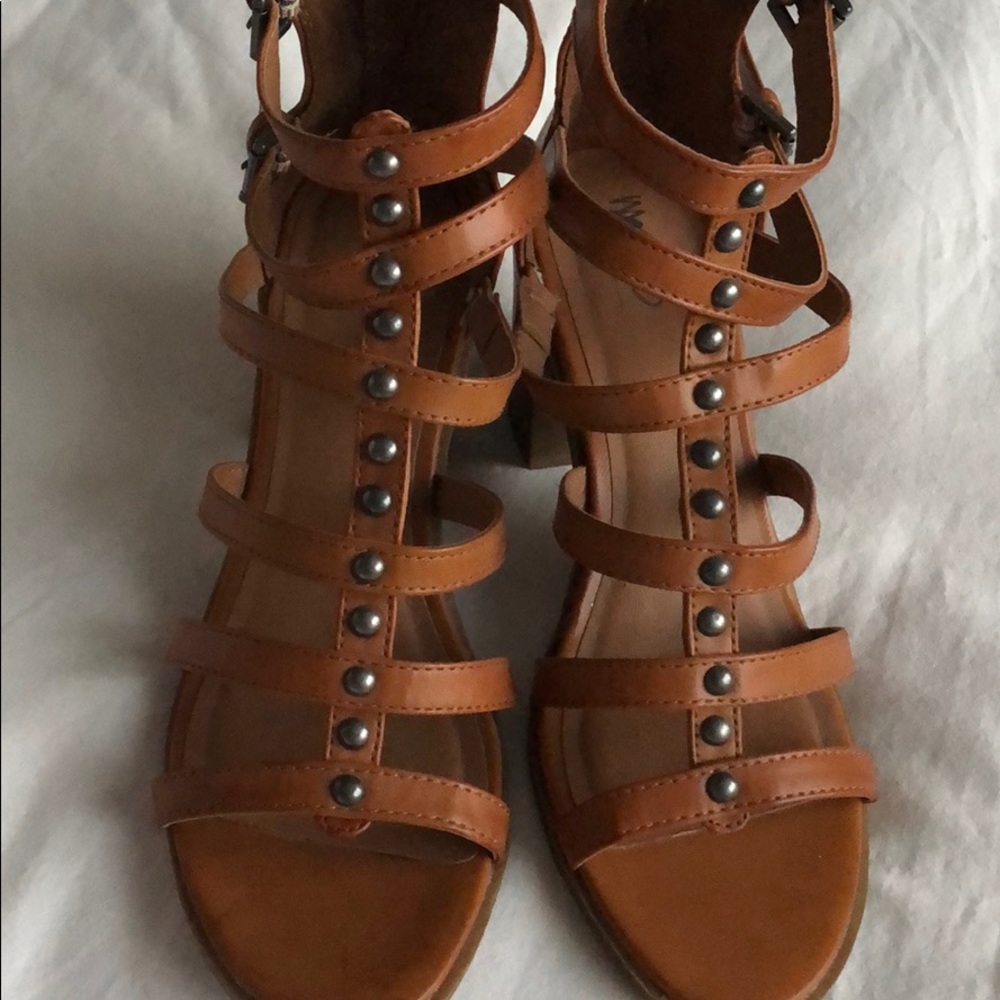 Woman sandals